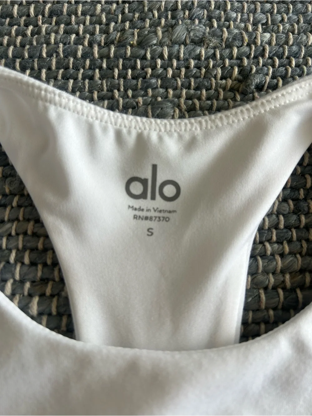 Alo Yoga Verse Yoga Sports Bra